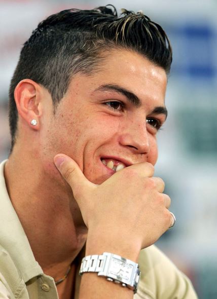 Cristiano Ronaldo je nekoć imao krive zube.