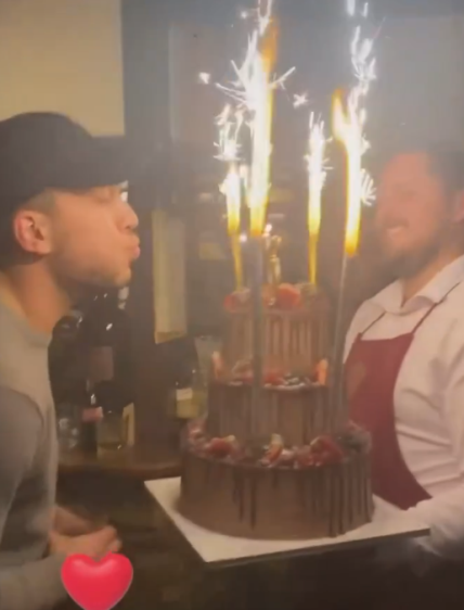 Luka Jović proslavio je 25. rođendan u društvu prijatelja i obitelji