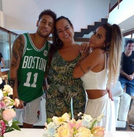 Neymar s majkom Nadine Goncalves