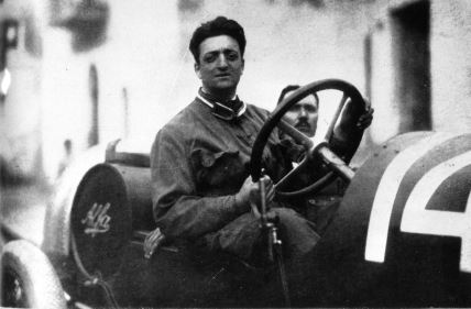 Enzo Ferrari (2).jpg